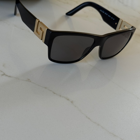 Versace Black and Gold Women´s Glasses
